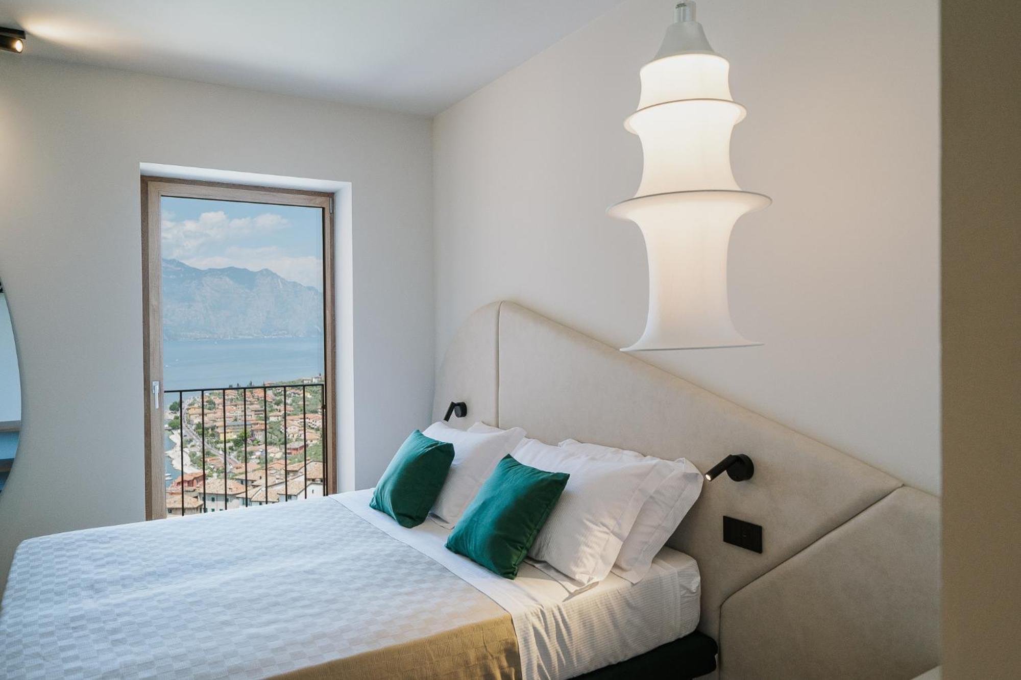 View Garda Lake Brenzone sul Garda Exterior photo
